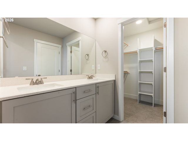 9406 N ST. LOUIS Ave, Portland, OR 97203