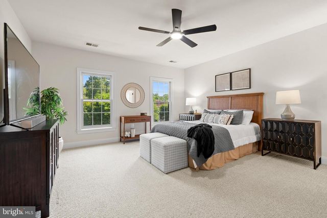 3511 GERMAINIA CT, Triangle, VA 22172