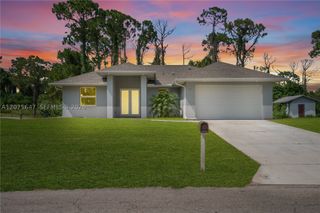 1901 E 7th ST, Lehigh Acres, FL 33936