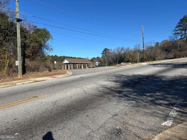 3816 Log Cabin Drive, Macon, GA 31204