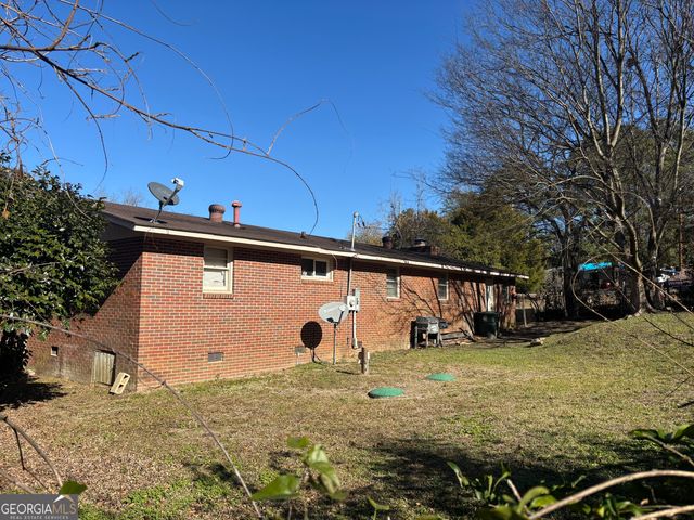 3816 Log Cabin Drive, Macon, GA 31204