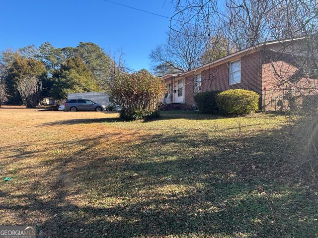 3816 Log Cabin Drive, Macon, GA 31204