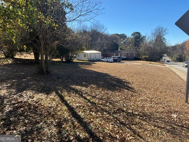 3816 Log Cabin Drive, Macon, GA 31204