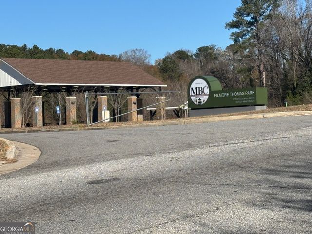 3816 Log Cabin Drive, Macon, GA 31204