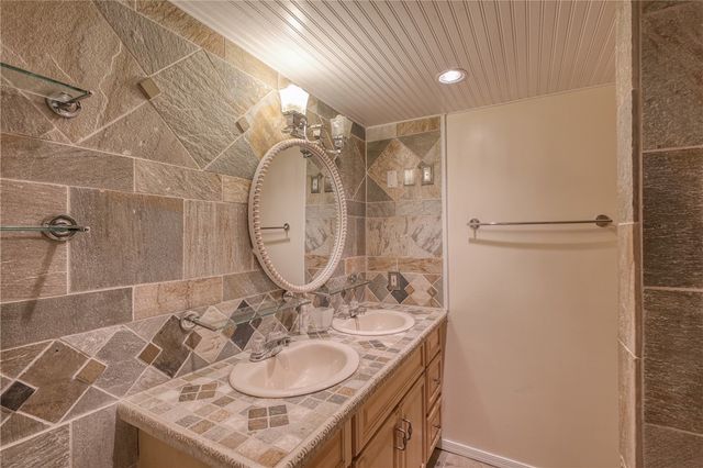 1745 Alta Vista Road, Bullhead City, AZ 86442