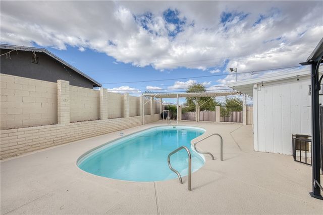 1745 Alta Vista Road, Bullhead City, AZ 86442