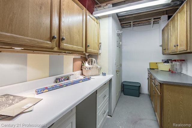 5492 E Alyssa Court, White Lake, MI 48383