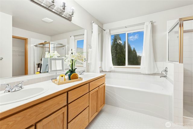 2805 151st Place SW, Lynnwood, WA 98087