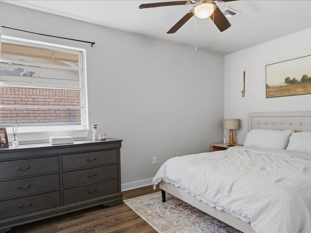 1501 Lawton Avenue, Moore, OK 73160