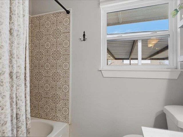 1501 Lawton Avenue, Moore, OK 73160