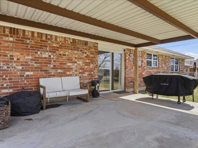 1501 Lawton Avenue, Moore, OK 73160