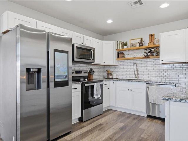 1501 Lawton Avenue, Moore, OK 73160