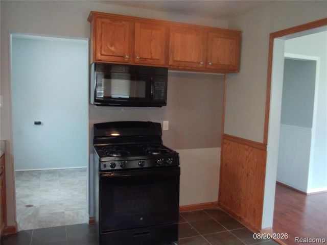 26445 Colgate Street, Inkster, MI 48141