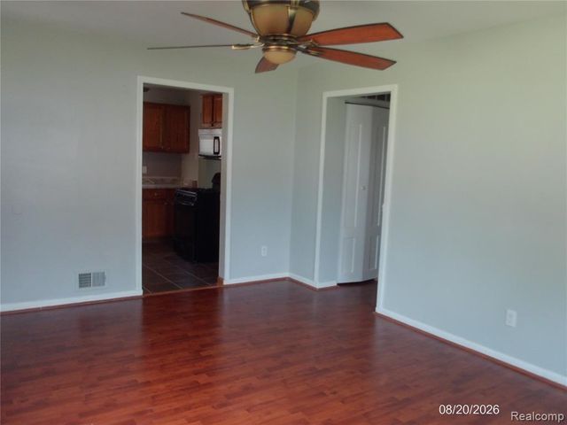 26445 Colgate Street, Inkster, MI 48141