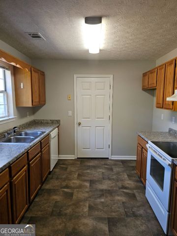 12205 Cypress Way, Fayetteville, GA 30215