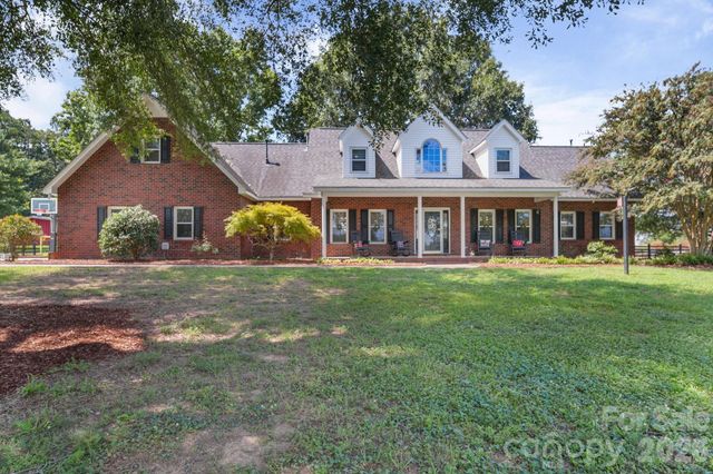 2915 Mills Harris Road, Marshville, NC 28103