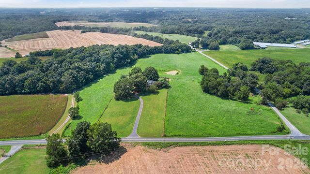 2915 Mills Harris Road, Marshville, NC 28103