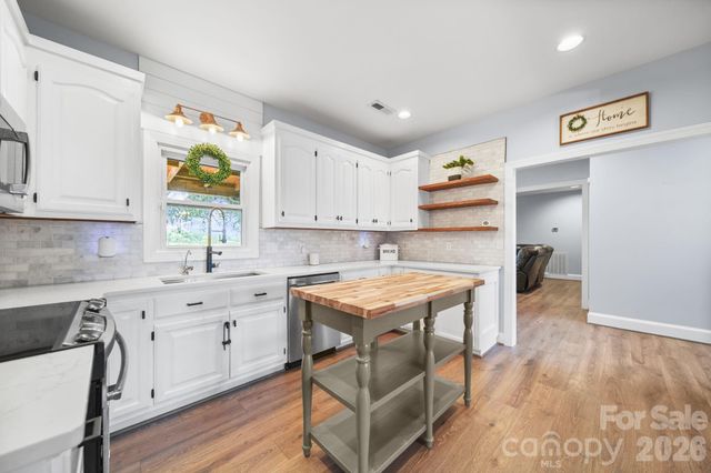 2915 Mills Harris Road, Marshville, NC 28103