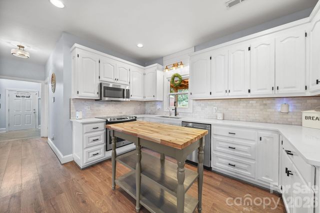 2915 Mills Harris Road, Marshville, NC 28103