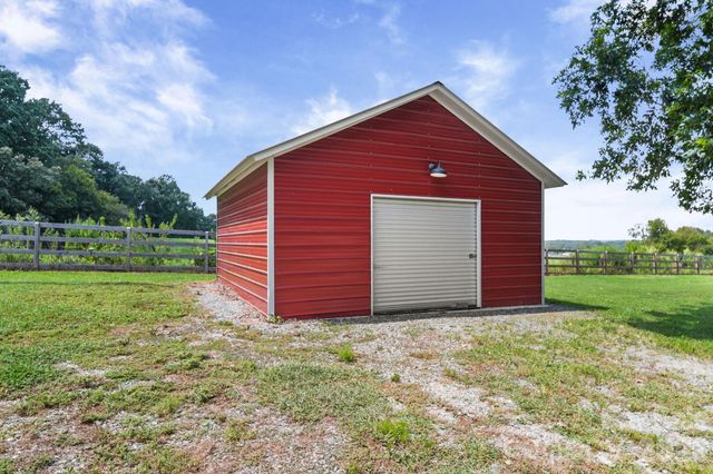 2915 Mills Harris Road, Marshville, NC 28103