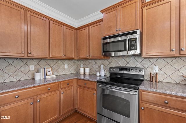 7633 Mapleshire Drive, Raleigh, NC 27616