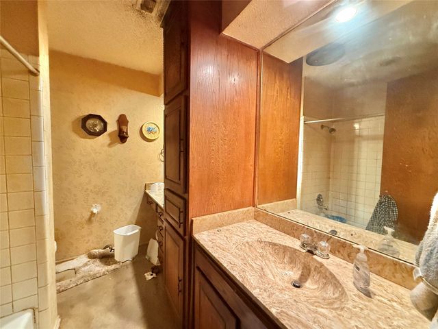 3409 Pecan Circle, Bedford, TX 76021