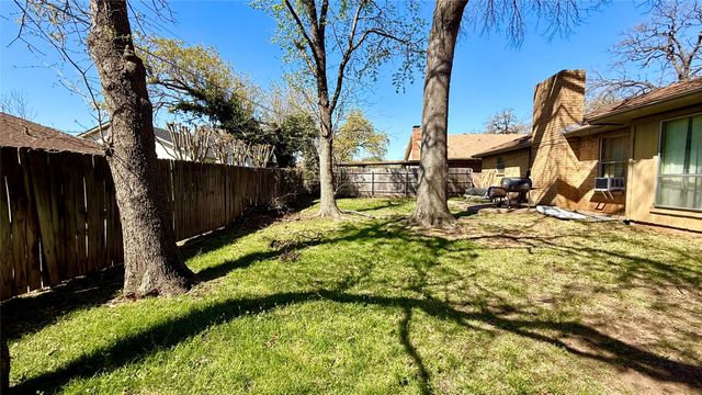 3409 Pecan Circle, Bedford, TX 76021