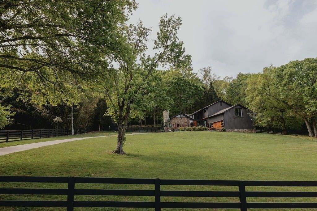 1003 Perkins Ln, Franklin, TN 37069