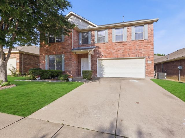 4328 Highgate Road, Fort Worth, TX 76244