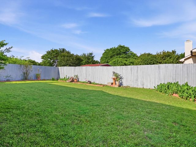 4328 Highgate Road, Fort Worth, TX 76244