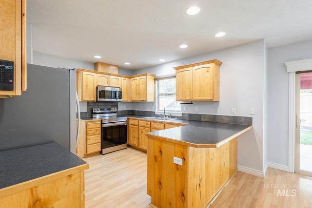 16813 N Darmady Loop, Nampa, ID 83687