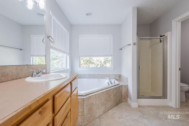16813 N Darmady Loop, Nampa, ID 83687