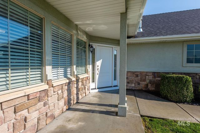 16813 N Darmady Loop, Nampa, ID 83687