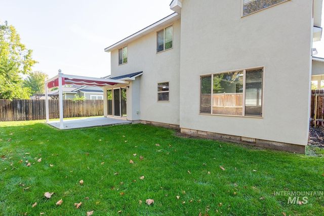 16813 N Darmady Loop, Nampa, ID 83687