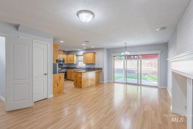 16813 N Darmady Loop, Nampa, ID 83687