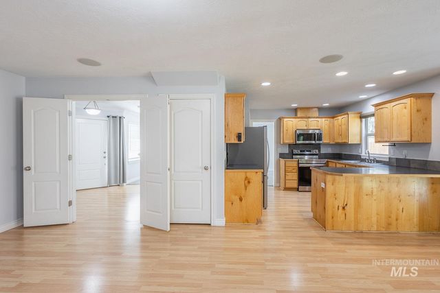 16813 N Darmady Loop, Nampa, ID 83687