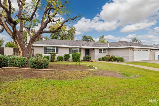 6008 Eugene Place, Bakersfield, CA 93308