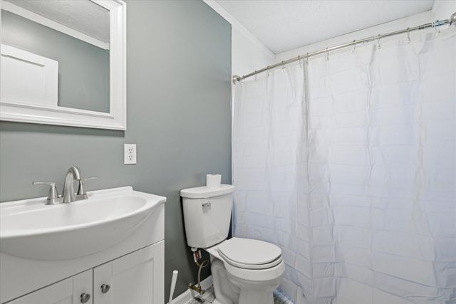 6189 State Highway C, Seymour, MO 65746