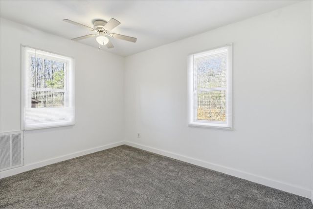 6189 State Highway C, Seymour, MO 65746