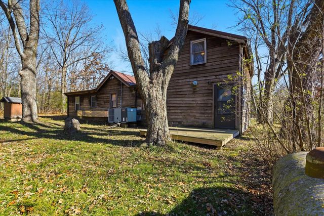 6189 State Highway C, Seymour, MO 65746