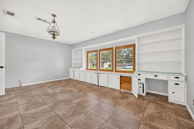 10211 Kerr Lane, Conroe, TX 77385