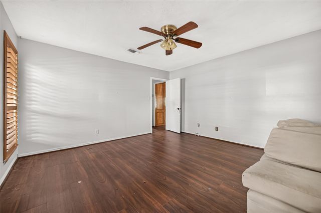 10211 Kerr Lane, Conroe, TX 77385