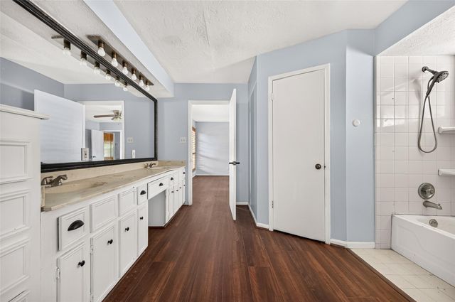 10211 Kerr Lane, Conroe, TX 77385