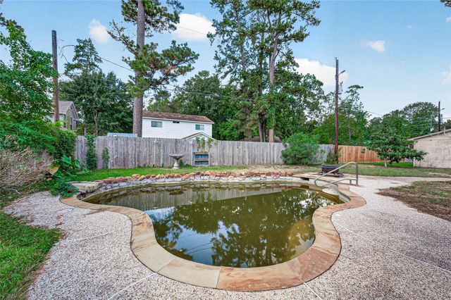 10211 Kerr Lane, Conroe, TX 77385
