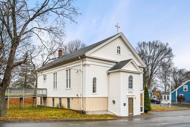 10 Overlook St, Grafton, MA 01536