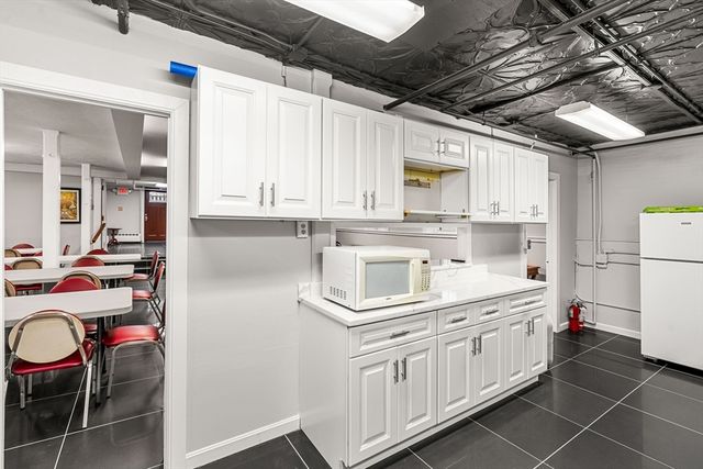 10 Overlook St, Grafton, MA 01536