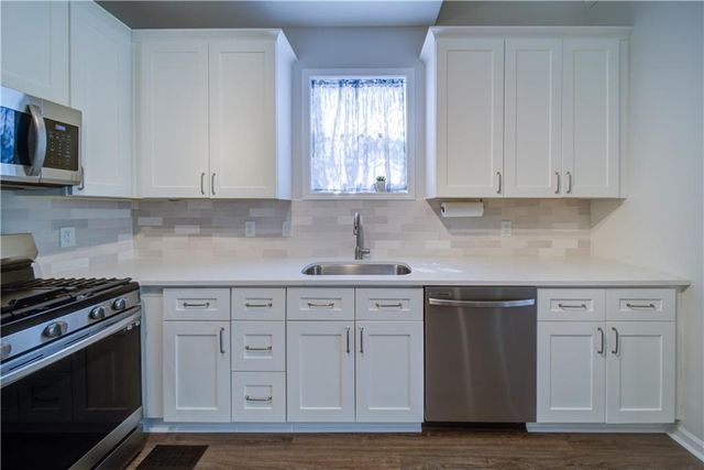 8160 Castleberry Farms Drive, Gainesville, GA 30506