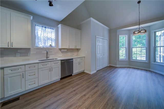 8160 Castleberry Farms Drive, Gainesville, GA 30506