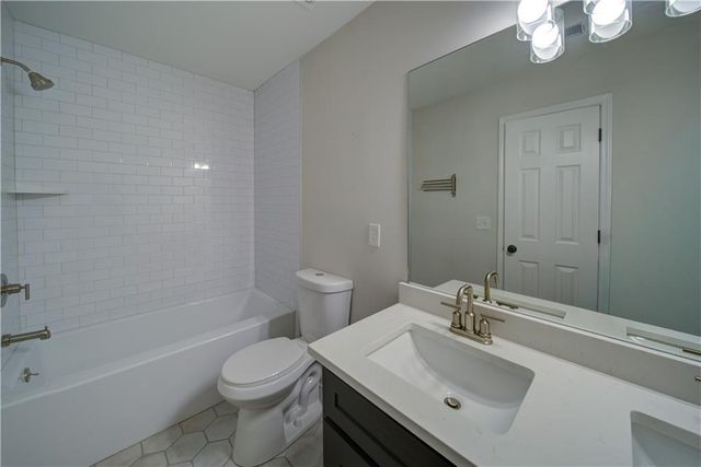 8160 Castleberry Farms Drive, Gainesville, GA 30506
