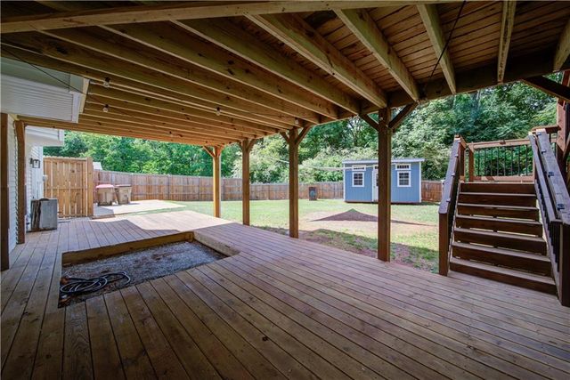 8160 Castleberry Farms Drive, Gainesville, GA 30506